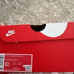 Nike Huarache Run GS Red Box